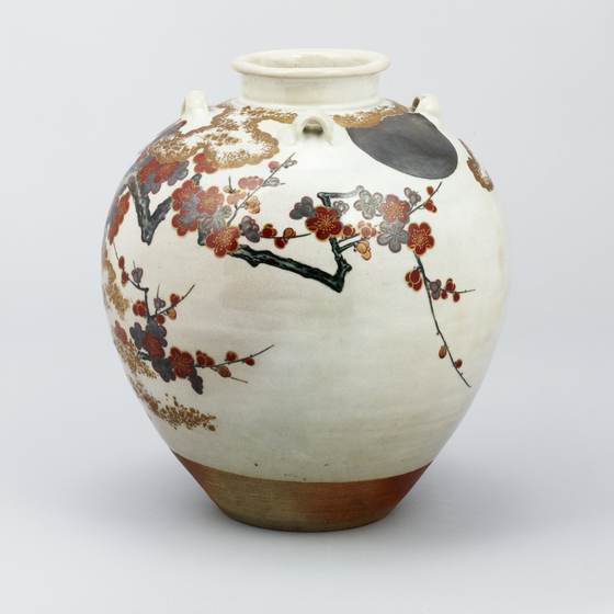 色絵月梅図茶壺